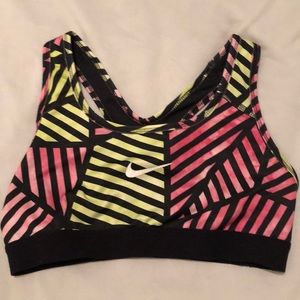 Nike sports bra with a pattern